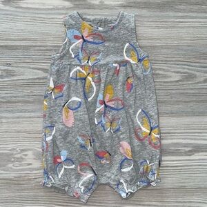 ⭐Carter’s Baby Girls Romper 6M⭐